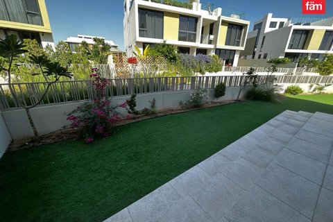 Снять в аренду виллу в Дубай Хилс Эстейт, Дубай: 3 спальни, 386.8м², № 24685 - фото 5