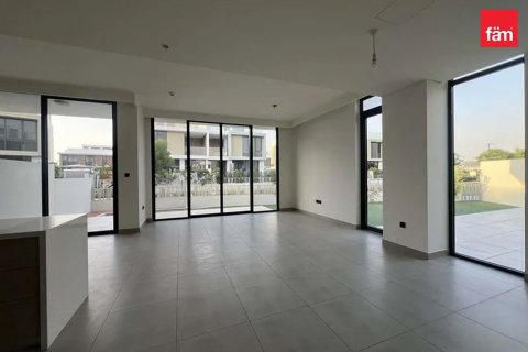 Снять в аренду виллу в Дубай Хилс Эстейт, Дубай: 3 спальни, 386.8м², № 24685 - фото 2