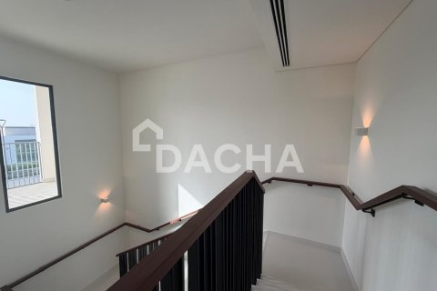 Villa en EMAAR South, Dubai South (Dubai World Central), Dubai, 3 dormitorios, 462 m², № 105390 - foto 4
