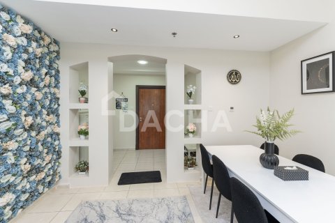 Apartment in Dubai Sports City, Dubai 2 bedrooms, 136 sq.m. № 105385 - photo 24
