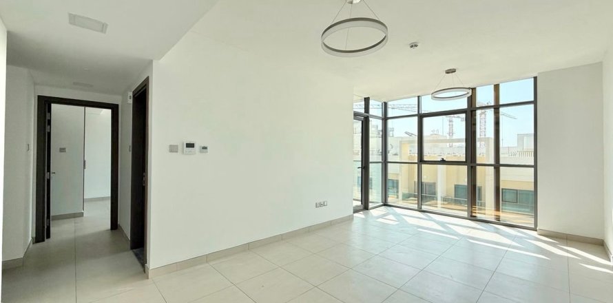 Apartment in Al Satwa, Dubai 2 bedrooms, 104.7 sq.m. № 110757