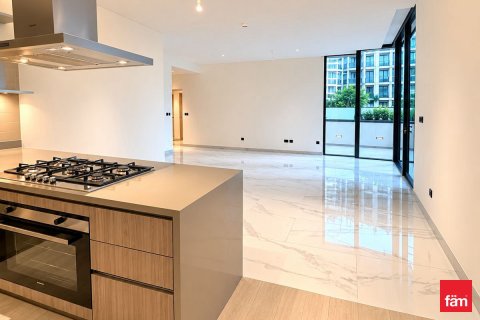 Appartement à Dubai, 2 chambres, 149.2 m², № 113480