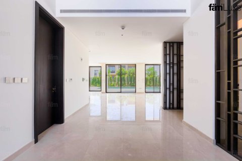 Villa in Dubai Hills Estate, Dubai 5 bedrooms, 660 sq.m. № 113482 - photo 21