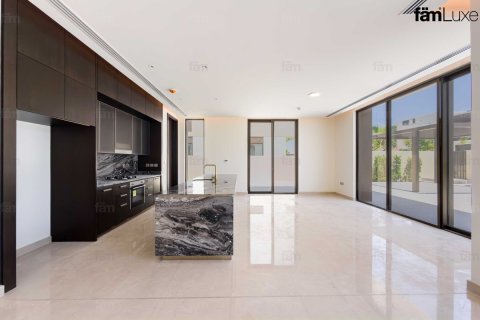 Villa in Dubai Hills Estate, Dubai 5 bedrooms, 660 sq.m. № 113482 - photo 8