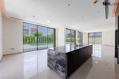 Villa in Dubai Hills Estate, Dubai 5 bedrooms, 660 sq.m. № 113482 - photo 4