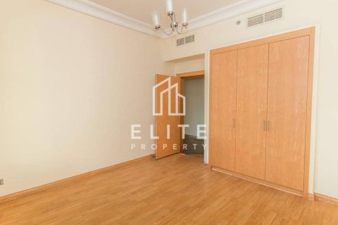 Appartement à Shoreline Apartments, Palm Jumeirah, Dubai, 3 chambres, 199 m², № 85709 - photo 4