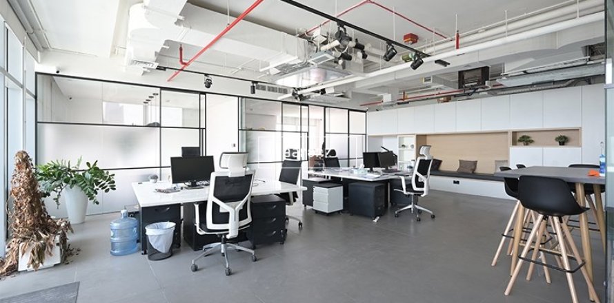 Office in Jumeirah Lake Towers, Dubai 134 sq.m. № 18277