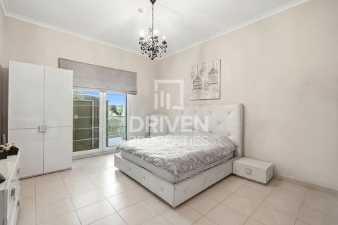 Appartement à Dubai Investment Park, Dubai, 2 chambres, 143.07 m², № 137298 - photo 2