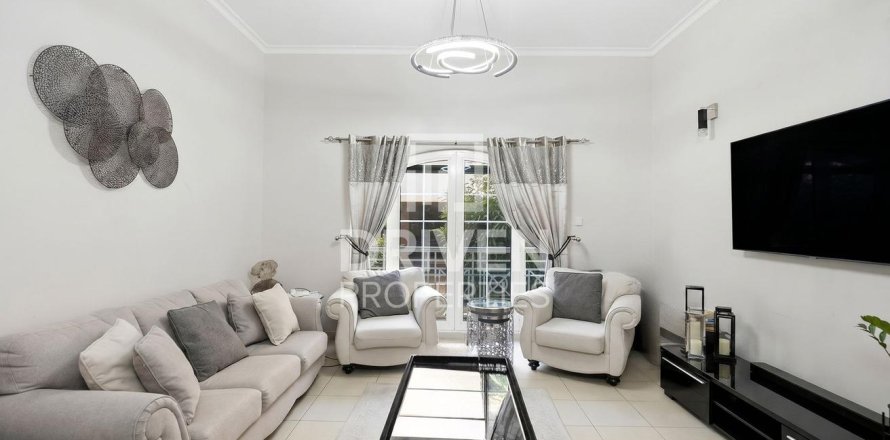 Appartement à Dubai Investment Park, Dubai, 2 chambres, 143.07 m², № 137298