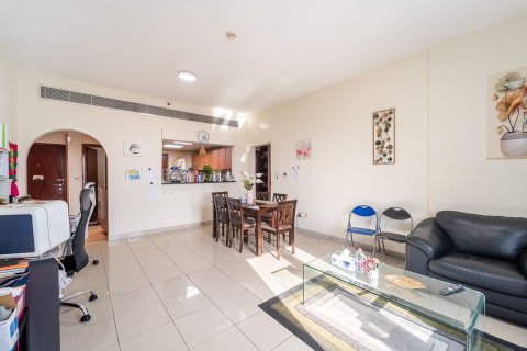 Купить квартиру в Dubai Sports City, Дубай: 2 спальни, 125м², № 97097 - фото 3