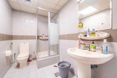 Купить квартиру в Dubai Sports City, Дубай: 2 спальни, 125м², № 97097 - фото 6