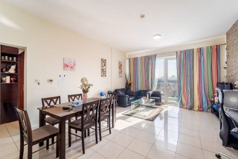 Купить квартиру в Dubai Sports City, Дубай: 2 спальни, 125м², № 97097 - фото 2