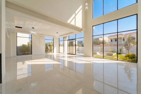 Купить виллу в Jumeirah Park, Дубай: 6 спален, 775м², № 97099 - фото 2
