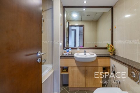 Appartement à Jumeirah Lake Towers, Dubai, 2 chambres, 103 m², № 62207 - photo 13