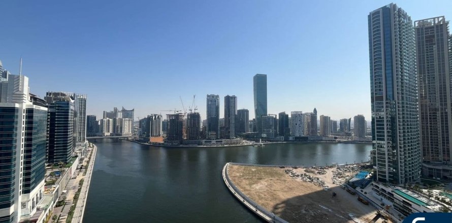 Apartamento en Business Bay, Dubai, 1 dormitorio, 79 m², № 98469