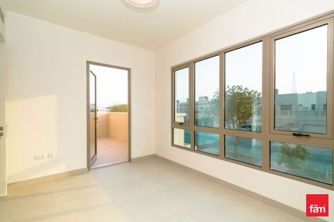 Villa en Jebel Ali, Dubai, 4 dormitorios, 741.7 m², № 92015 - foto 14