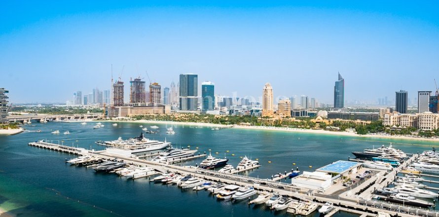 Квартира в Dubai Harbour, Дубай, 1 спальня, 76.8308м², № 111375