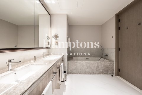 Снять в аренду квартиру в Dubai Creek Harbour (The Lagoons), Дубай: 2 спальни, 102.47200900м², № 111377 - фото 8