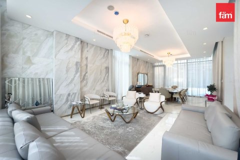 Villa in Dubai 5 bedrooms, 706.1 sq.m. № 48884 - photo 13