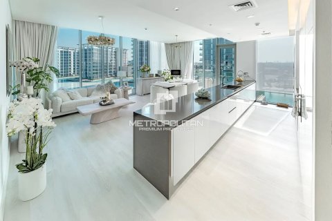Купить квартиру в District One, Мохаммед Бин Рашид Сити, Дубай: 3 спальни, 179м², № 16093 - фото 2