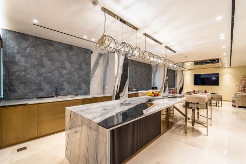 Apartment in Palm Jumeirah, Dubai 6 bedrooms, 1721 sq.m. № 96861 - photo 17