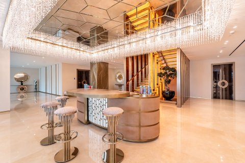 Apartment in Palm Jumeirah, Dubai 6 bedrooms, 1721 sq.m. № 96861 - photo 7