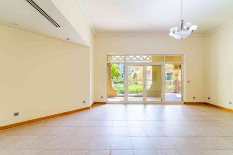 Appartement à Palm Jumeirah, Dubai, 2 chambres, 149 m², № 96862 - photo 2