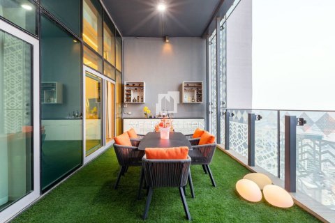 Penthouse in Culture Village, Dubai 5 bedrooms, 855 sq.m. № 73301 - photo 19