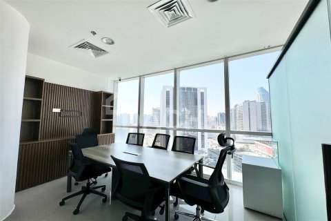 Снять в аренду офис в B2B Tower, Бизнес-Бэй, Дубай: 1 комната, 55.4м², № 6456 - фото 13