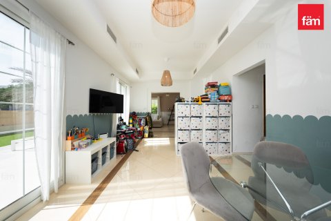 Villa in Dubai 3 bedrooms, 548.1 sq.m. № 70637 - photo 12