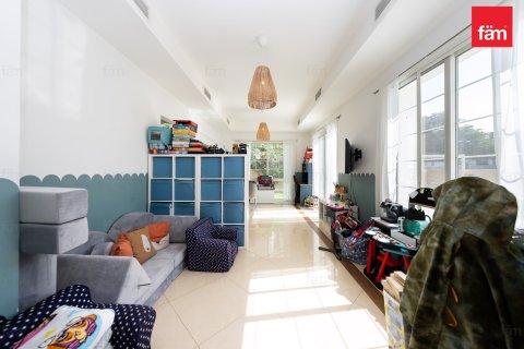 Villa in Dubai 3 bedrooms, 548.1 sq.m. № 70637 - photo 10