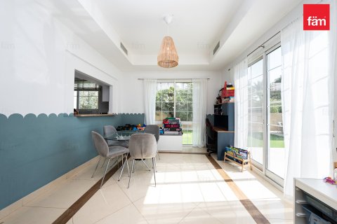 Villa in Dubai 3 bedrooms, 548.1 sq.m. № 70637 - photo 11