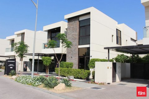 Townhouse in Dubai 3 bedrooms, 260.2 sq.m. № 70630 - photo 2