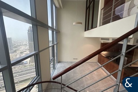 Dúplex en Central Park Tower, DIFC, Dubai, 2 dormitorios, 184 m², № 76463 - foto 3