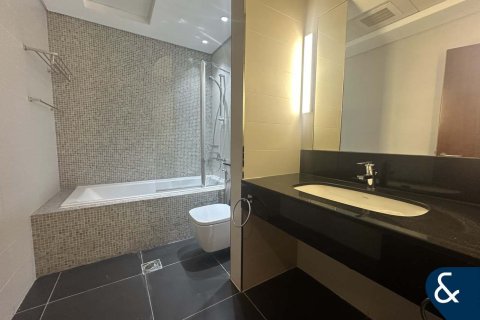 Dúplex en Central Park Tower, DIFC, Dubai, 2 dormitorios, 184 m², № 76463 - foto 10