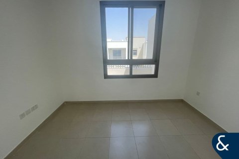 Villa in Hayat Townhouses, Town Square, Dubai 4 bedrooms, 268 sq.m. № 76461 - photo 11