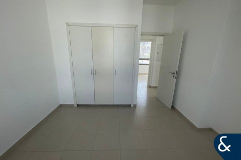 Villa in Hayat Townhouses, Town Square, Dubai 4 bedrooms, 268 sq.m. № 76461 - photo 12