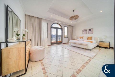 Villa in Signature Villas, Palm Jumeirah, Dubai 5 bedrooms, 1246 sq.m. № 76462 - photo 6