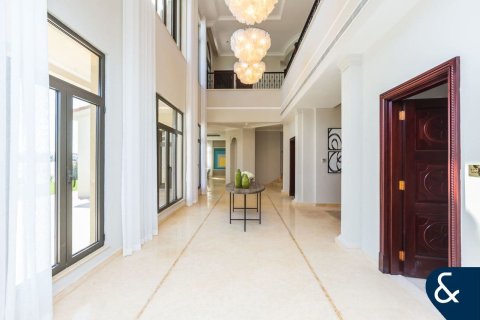 Villa in Signature Villas, Palm Jumeirah, Dubai 5 bedrooms, 1246 sq.m. № 76462 - photo 9