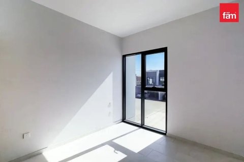 Снять в аренду таунхаус в Дубае: 3 спальни, 160.9м², № 114369 - фото 6