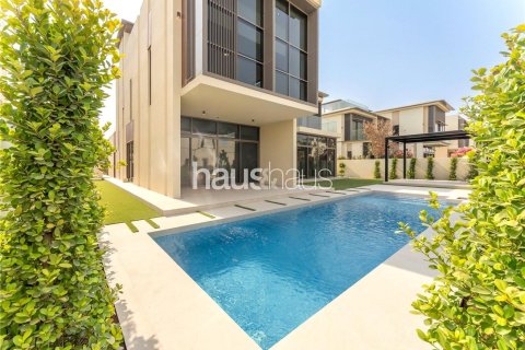 Купить виллу в Golf Place, Дубай Хилс Эстейт, Дубай: 4 спальни, 500м², № 43718 - фото 2