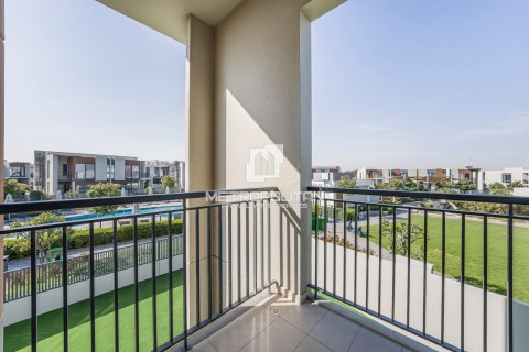 Купить виллу в Dubai Land, Дубай: 4 спальни, 336м², № 15410 - фото 29