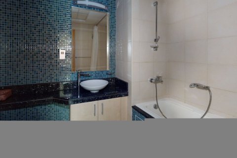Снять в аренду квартиру в Пальме Джумейре, Дубай: 2 спальни, 150.1м², № 1978 - фото 17