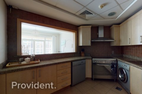 Снять в аренду квартиру в Пальме Джумейре, Дубай: 2 спальни, 150.1м², № 1978 - фото 7