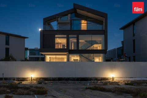 Villa en Dubai, 5 dormitorios, 882.8 m², № 71613 - foto 1
