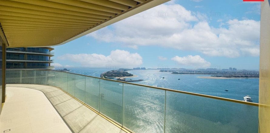 Apartment in Dubai Harbour, Dubai 3 bedrooms, 201.2 sq.m. № 49972