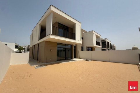 Villa in Al Furjan, Dubai 4 bedrooms, 366.5 sq.m. № 49980 - photo 12