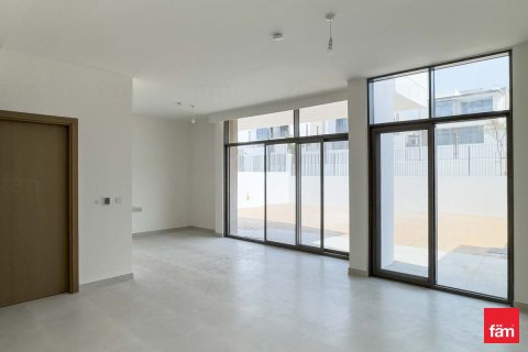 Villa in Al Furjan, Dubai 4 bedrooms, 367.5 sq.m. № 49982 - photo 15