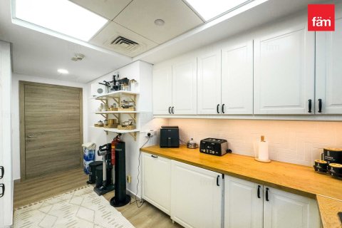 Apartment in Mirdif, Dubai 3 bedrooms, 253.1 sq.m. № 49983 - photo 9