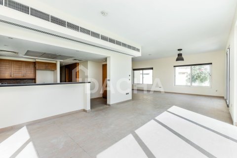 Villa in Jumeirah Park, Dubai 4 bedrooms, 455 sq.m. № 104852 - photo 4